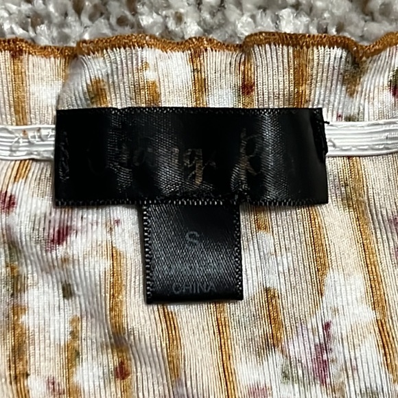 Orange Floral top - Picture 3 of 3